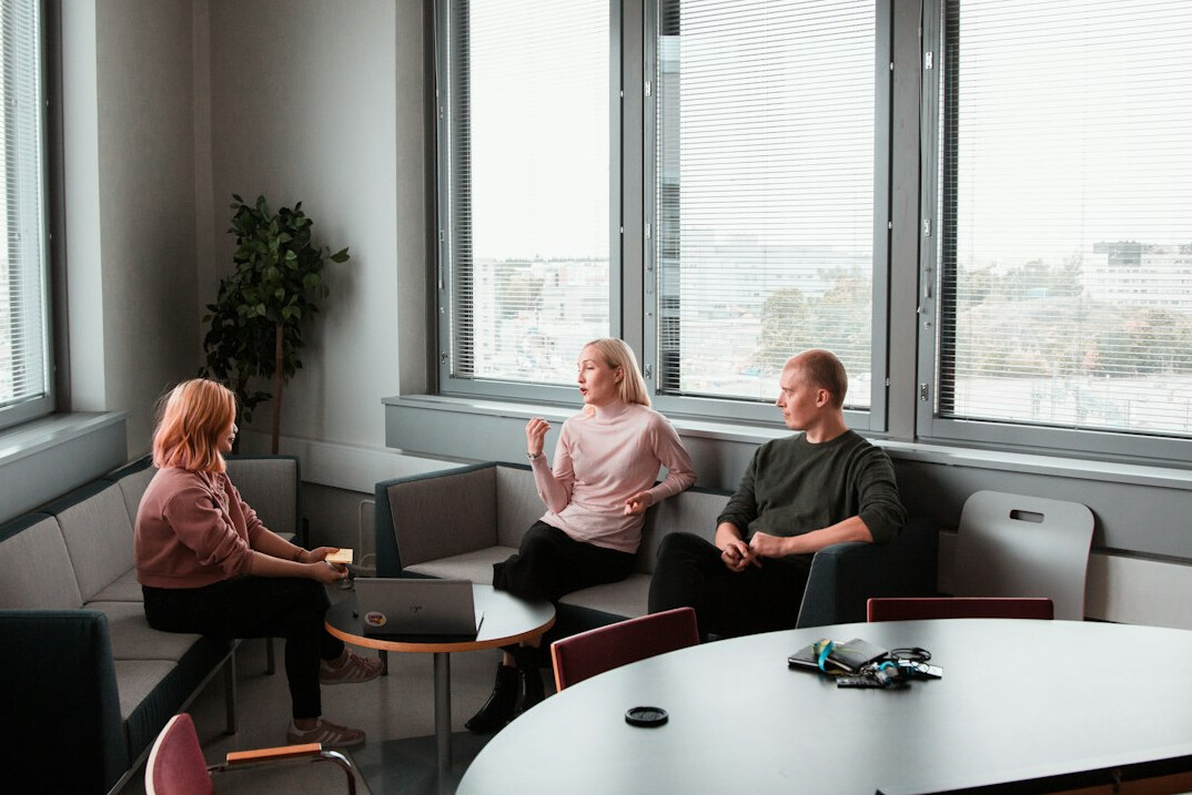 group discussion meeting
